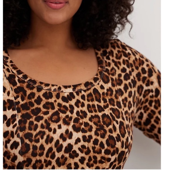 NWT TORRID FIT & FLARE TEE - SUPER SOFT LEOPARD - Picture 5 of 6